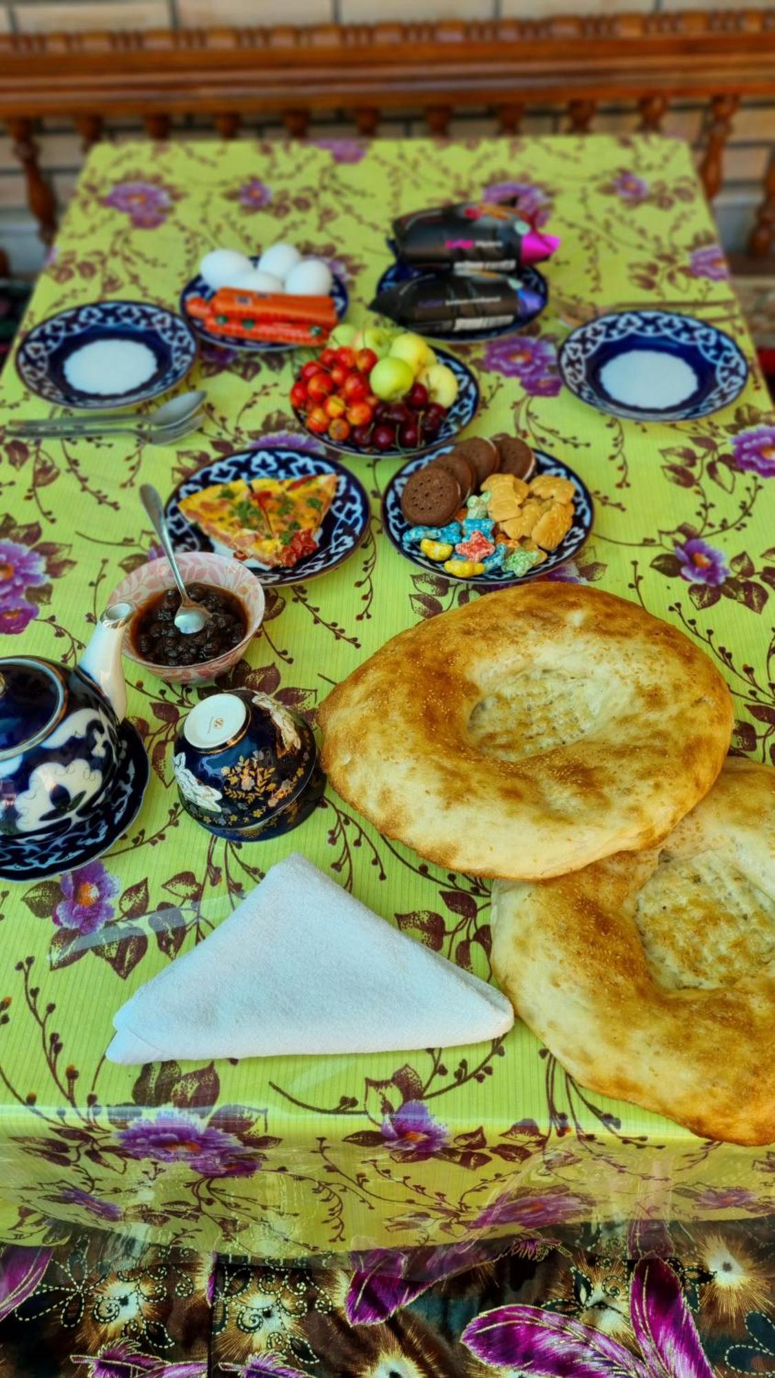 Guest House Muborak Samarkand Ngoại thất bức ảnh
